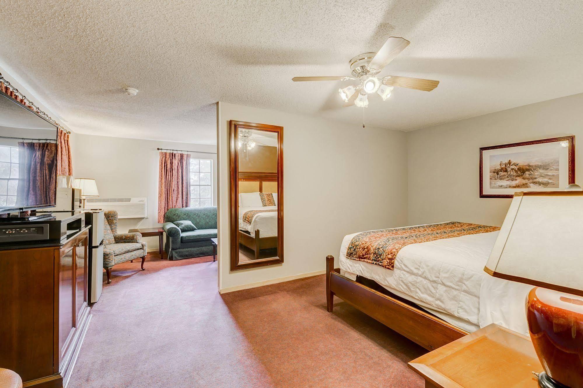Lake View Inn Granbury Eksteriør bilde